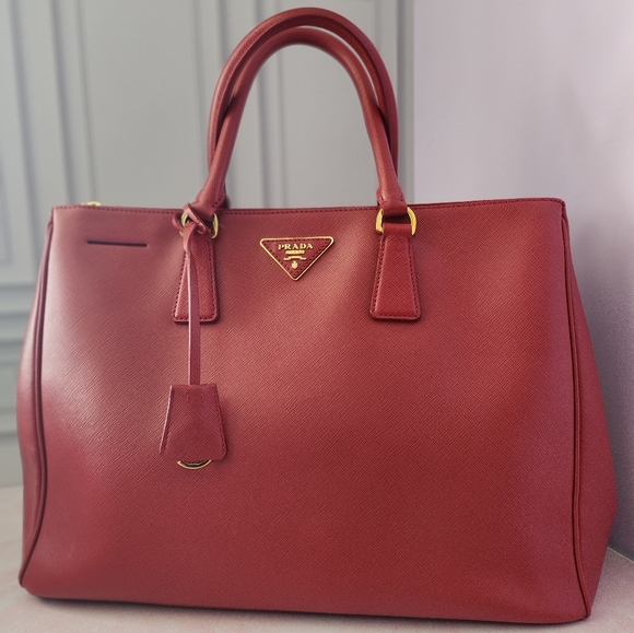 Prada Saffiano Hot Pink Purse AUTHENTIC - Picture 1 of 16